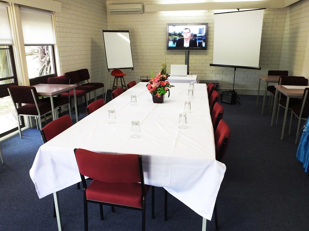 Edinburgh Motor Inn Warragul Dış mekan fotoğraf