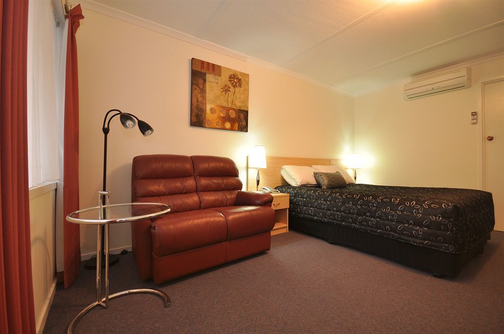 Edinburgh Motor Inn Warragul Dış mekan fotoğraf