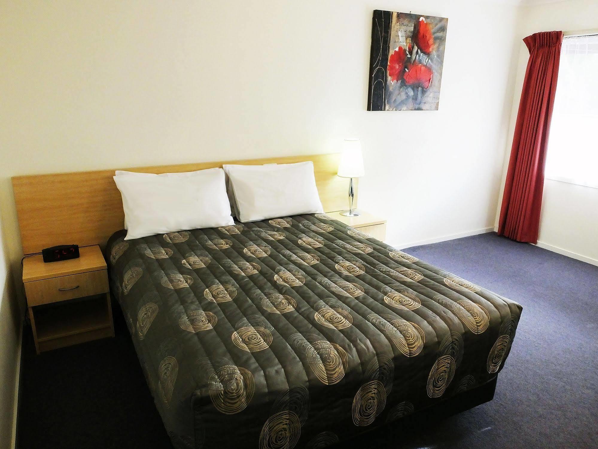 Edinburgh Motor Inn Warragul Dış mekan fotoğraf