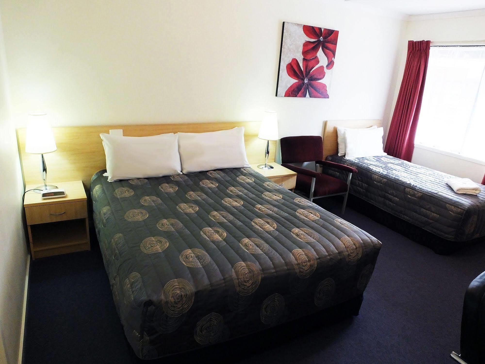Edinburgh Motor Inn Warragul Dış mekan fotoğraf